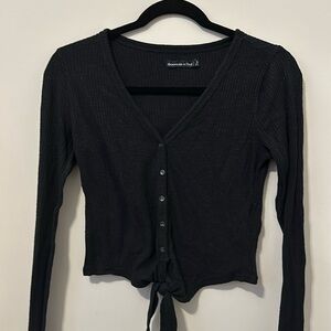 Small cropped Abercrombie and Fitch button up shirt
